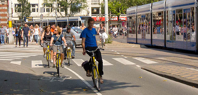 Cycling is a convenient and fast way to explore the major cities of Holland. Photo © Holland-Cycling.com