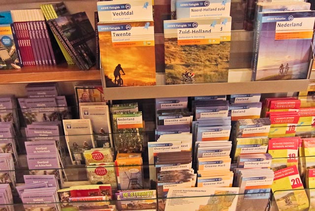 There are so many different cycle maps of Holland and books with cycle routes that you're spoilt for choice! Photo © Holland-Cycling.com