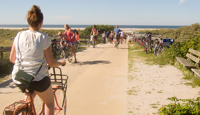 Only cars of locals are allowed on Schiermonnikoog. Photo © Holland-Cycling.com