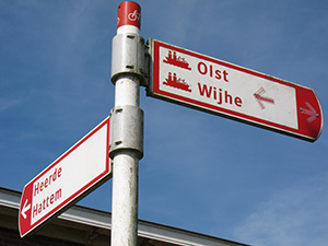 Signpost to a bicycle and foot passenger ferry.[br]Photo © Holland-Cycling.com